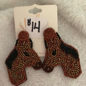 Brand New seed Bead Earrings Horse heads